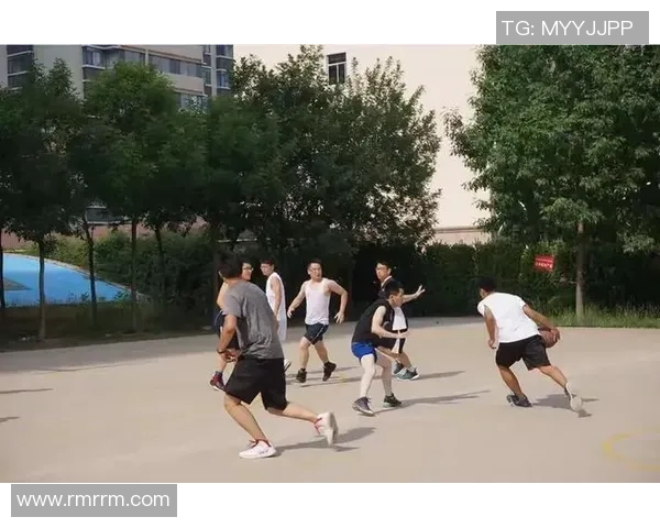 南京篮球队荣登篮球意识排行榜第三名展现卓越团队智慧与实力